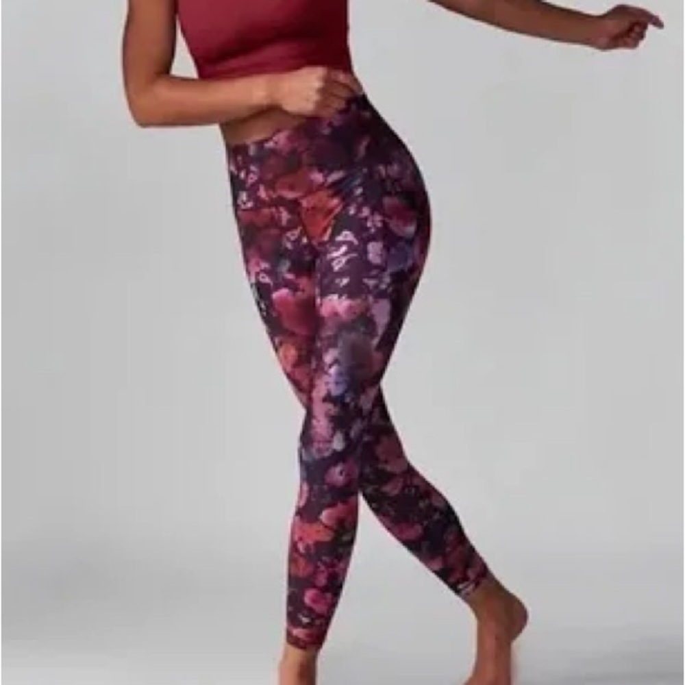 Athleta purple flower leggings size small